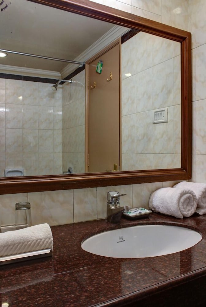 Hotel Pradeep by null