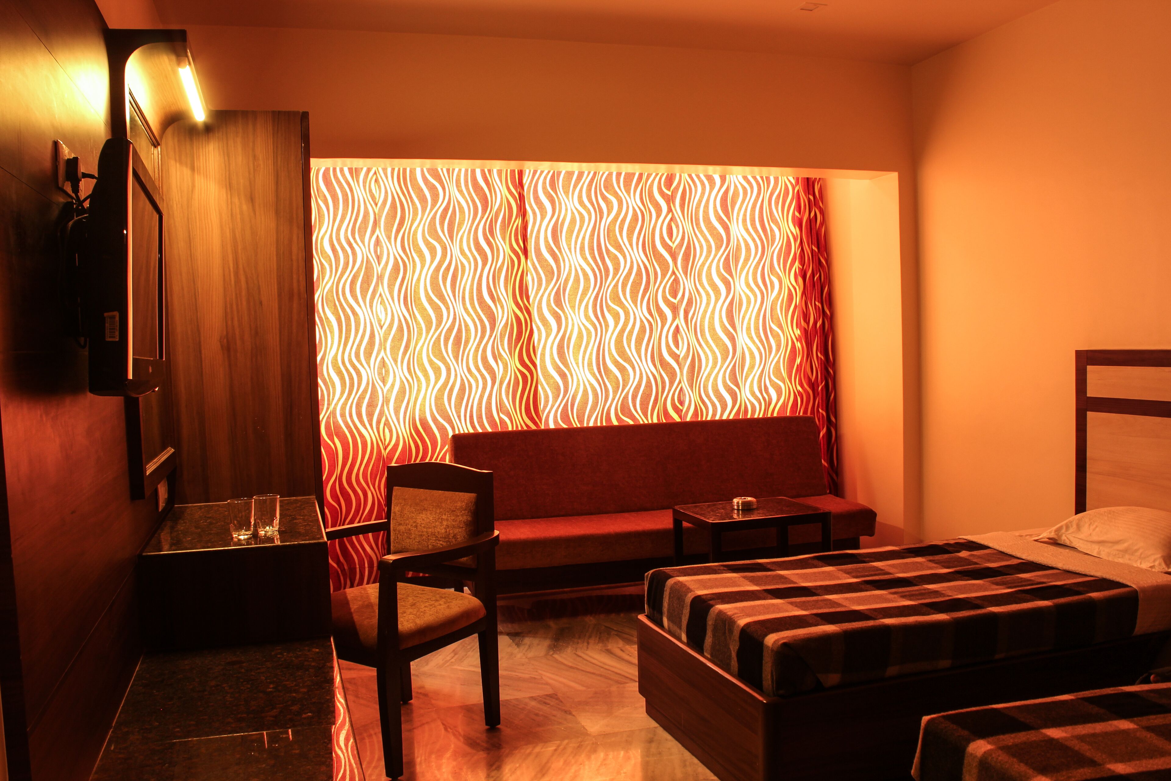 Deluxe Room, 1 Double Bed, Accessible, City View | Desk, free WiFi, bed sheets, wheelchair access