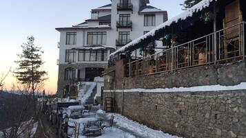 Front of property – evening/night