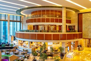 4 restaurants, breakfast served - Sheraton Jinan Hotel (Jinan)