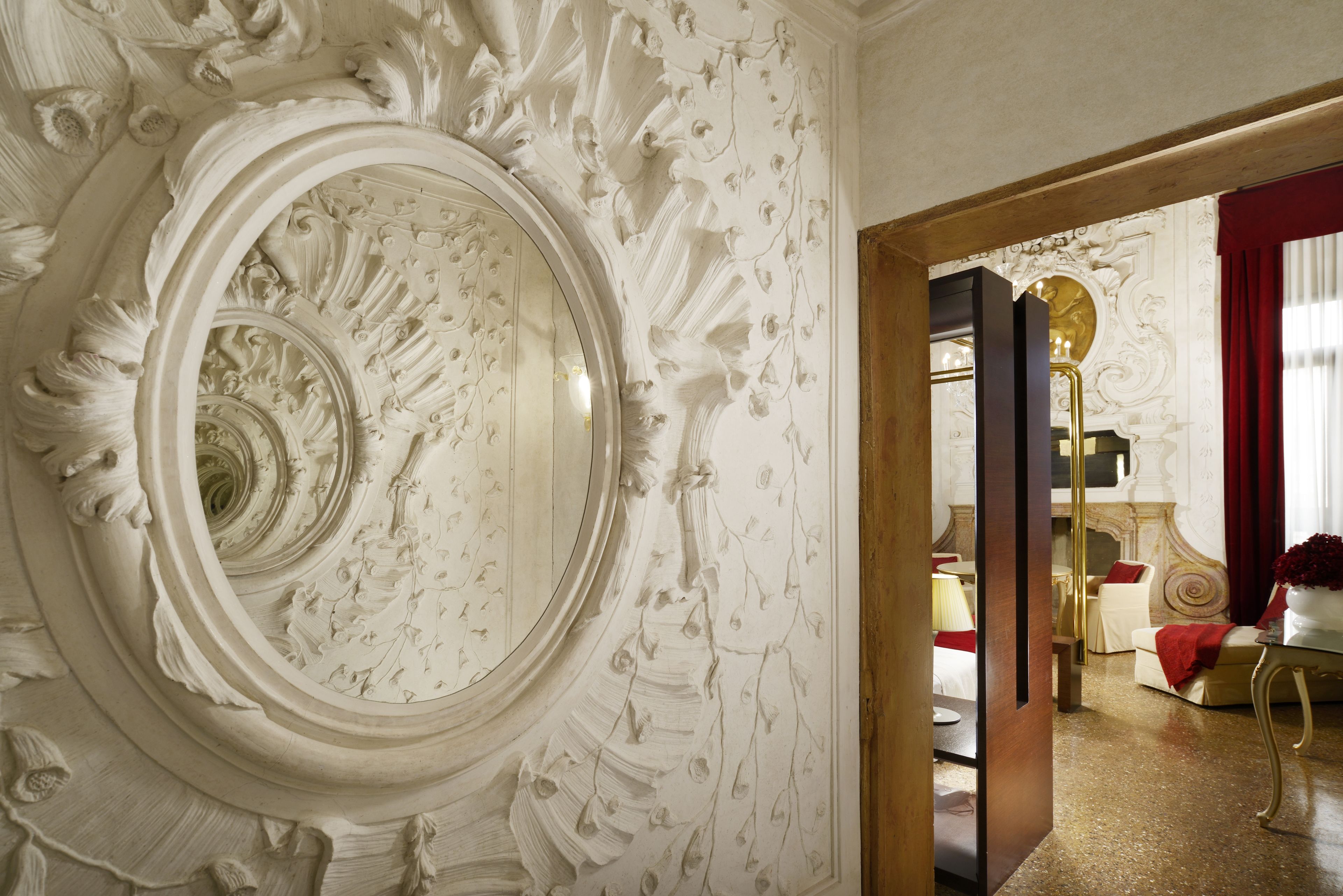 signature suite, canal view (foscarini) | 1 bedroom, premium bedding, down duvets, select comfort beds