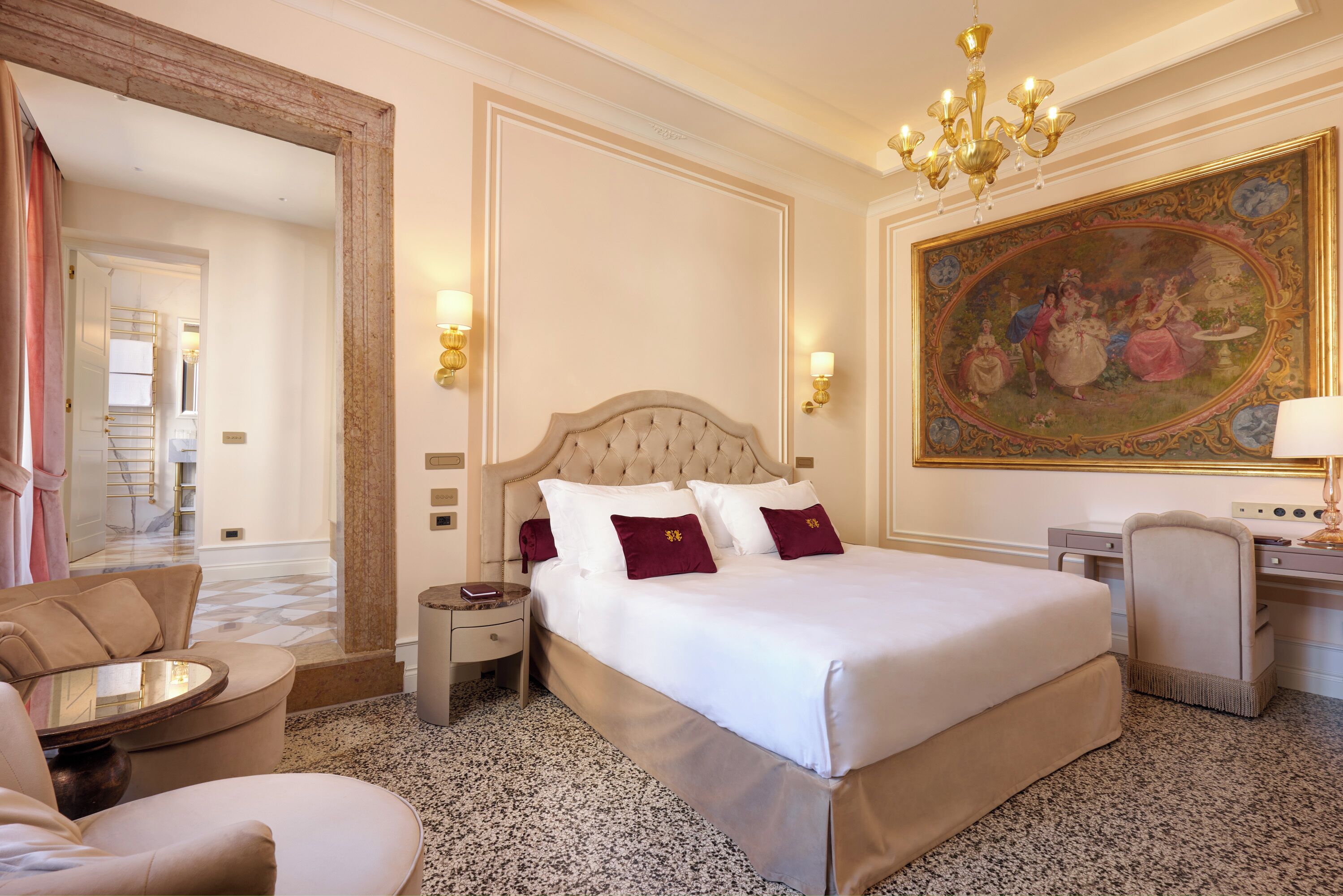 Room, Canal View (Prestige)