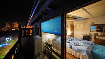 Cam Panoramic Oda | 1 多间卧室、埃及棉床单、高档床上用品、记忆海绵床垫