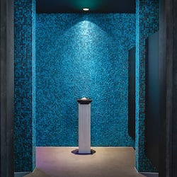 Sauna, hammam, massages aux pierres chaudes, massages thaïs