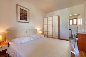 Villa, 4 Bedrooms, Terrace, Sea View | 4 bedrooms, in-room safe, iron/ironing board, free cribs/infant beds