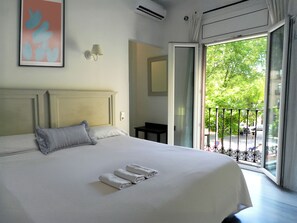 Chambre Double, 1 lit double ou 2 lits jumeaux