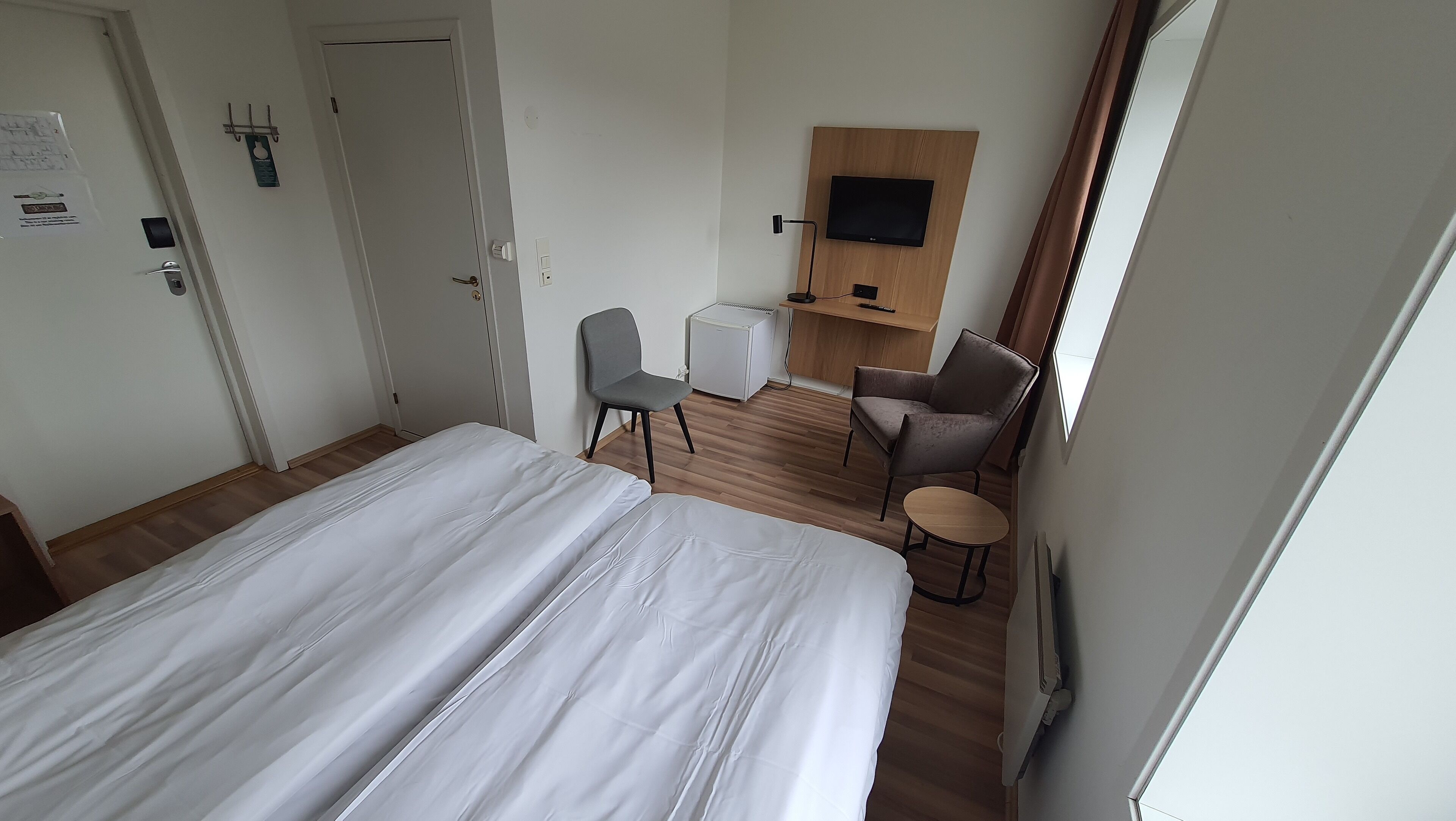 double room | blackout curtains, soundproofing, free wifi, bed sheets
