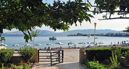 Haraki Mare Studios & Apartments
