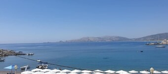 Haraki Mare Studios & Apartments