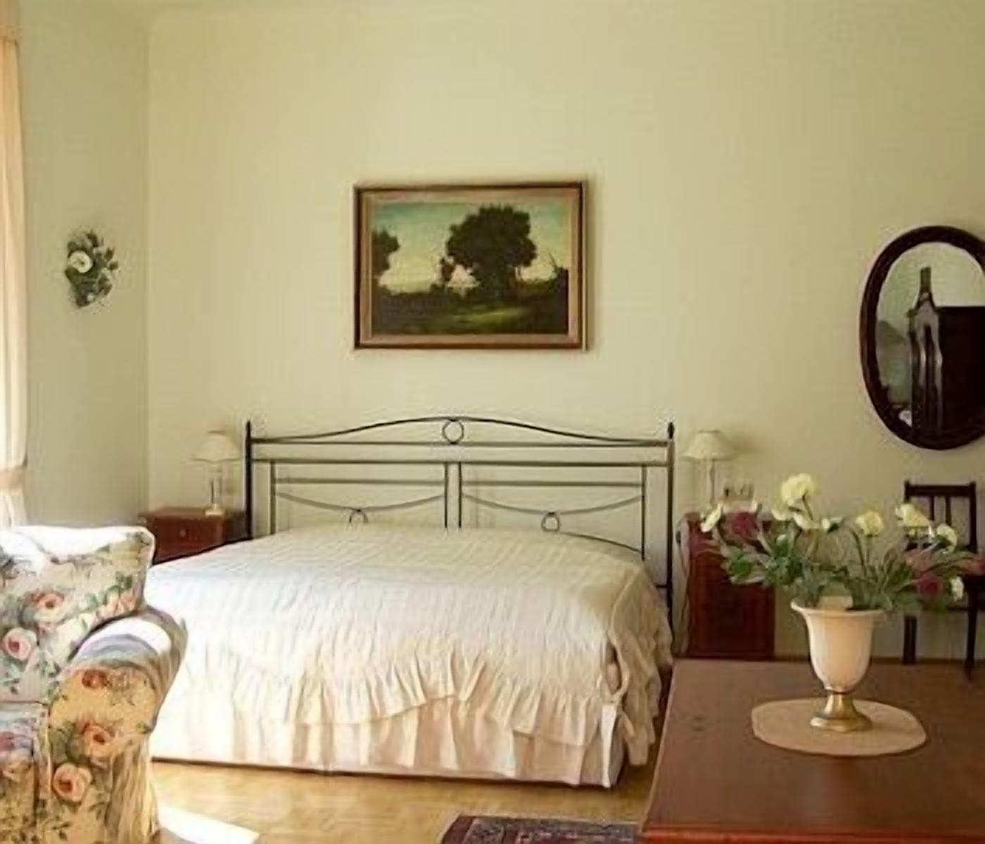 防敏寢具、房內夾萬、獨特設計、獨特裝修