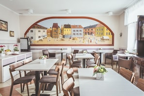 Coffee shop