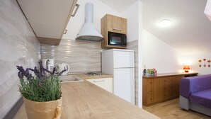 Apartment for 3 people | Private kitchenette - Villa Rosa (Sibenik)