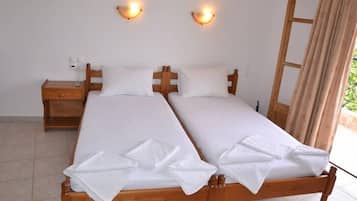 1 bedroom, in-room safe, desk, laptop workspace