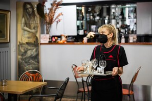 Lobby lounge - Diros Hotel (Athens)