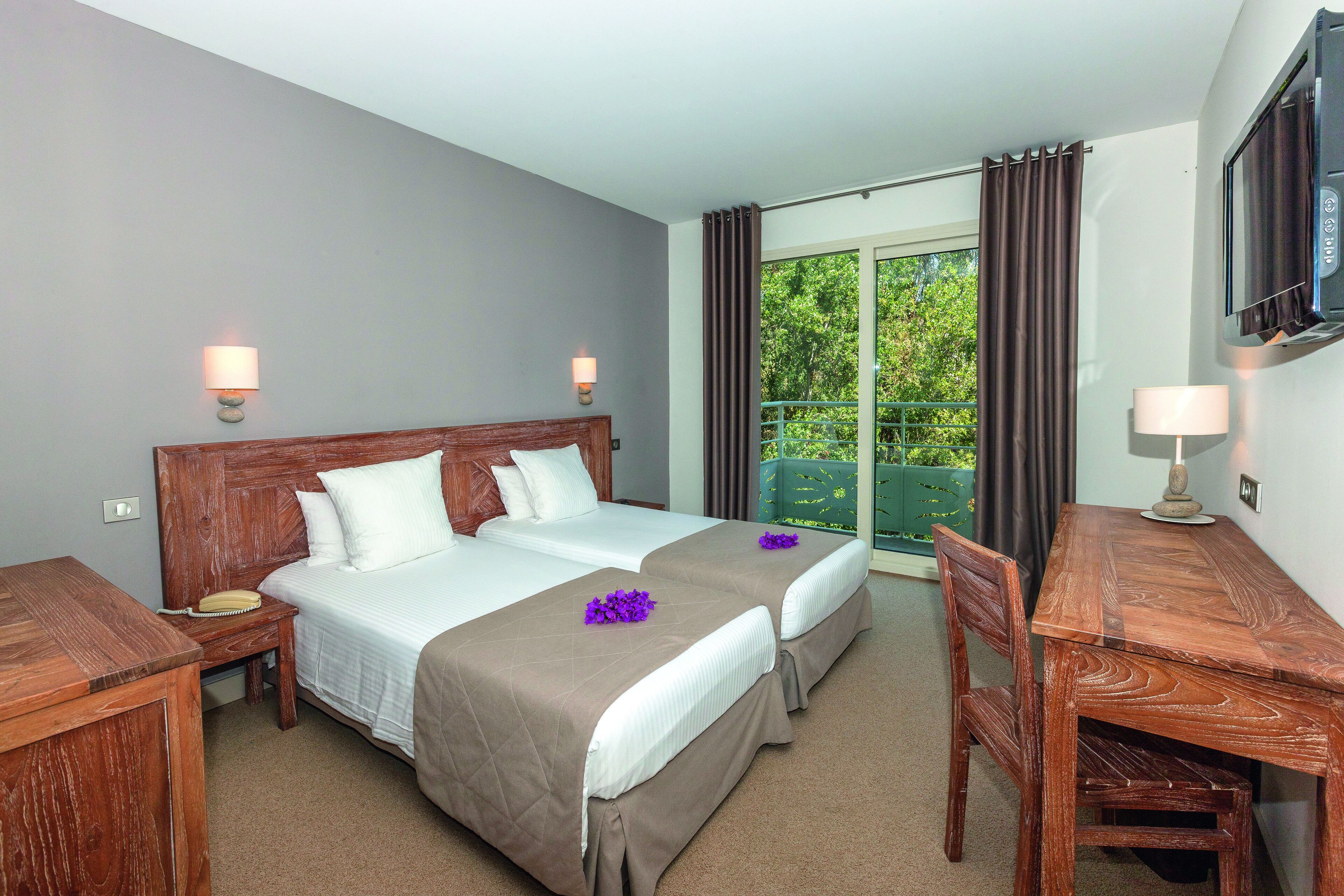 In-room safe, desk, soundproofing, iron/ironing board (on request)