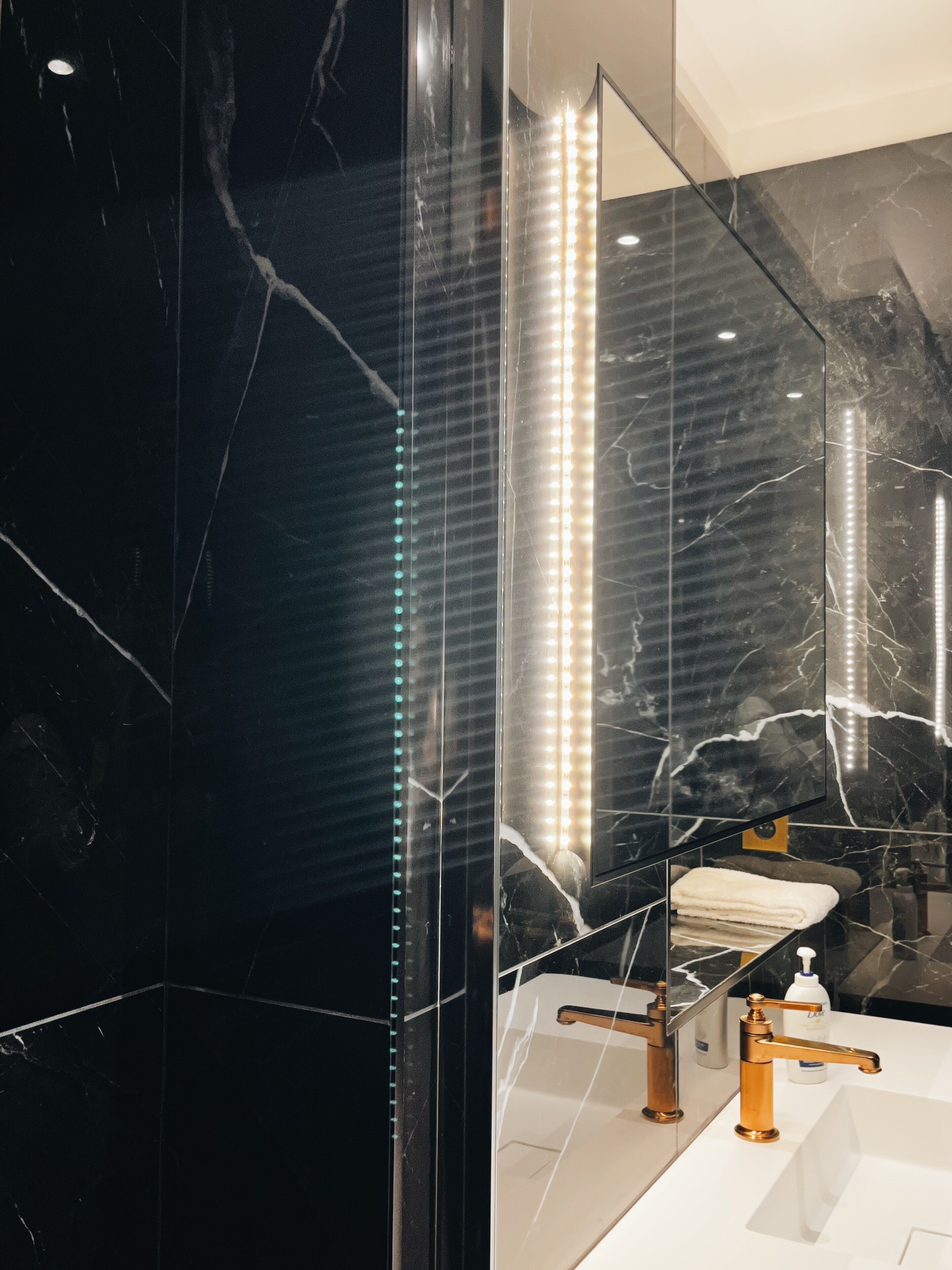 junior double room | bathroom | shower, free toiletries, hair dryer, bathrobes