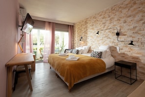 Superior Double or Twin Room, Terrace, Garden View