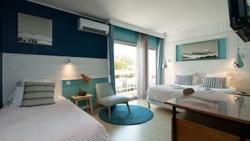 Chambre Triple « Promenade de la Mer » + terrasse