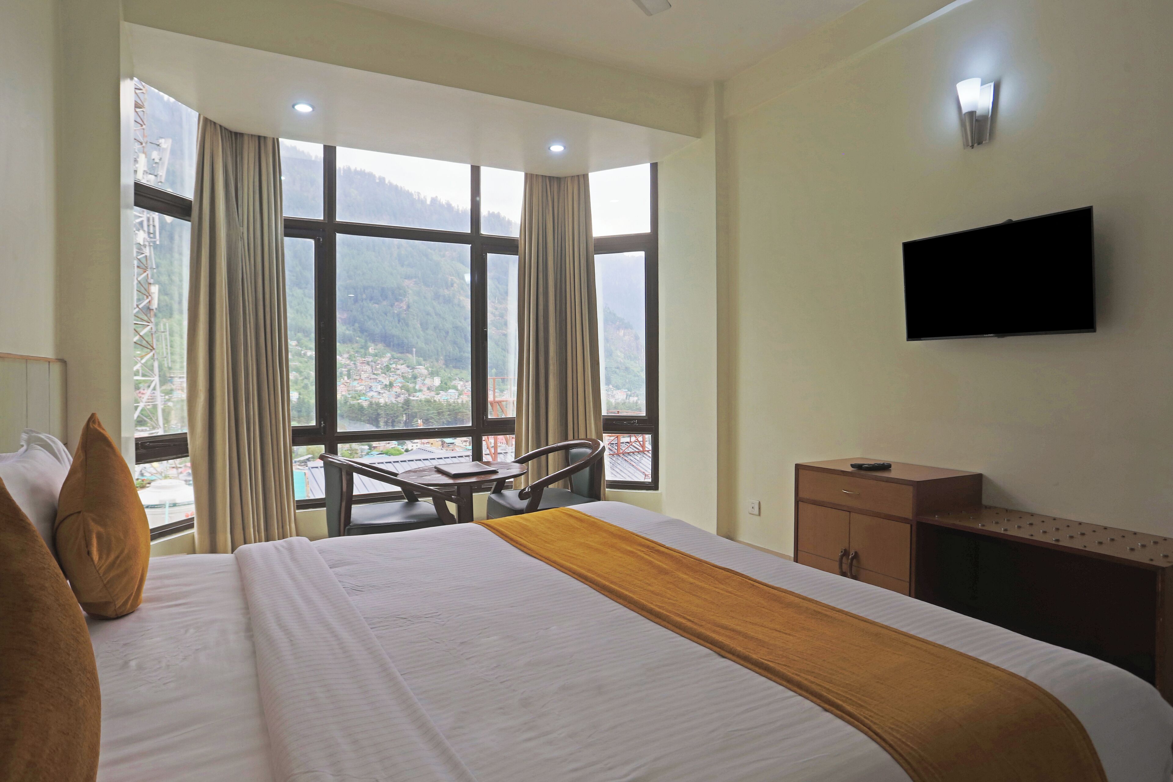 Premium bedding, laptop workspace, iron/ironing board, rollaway beds