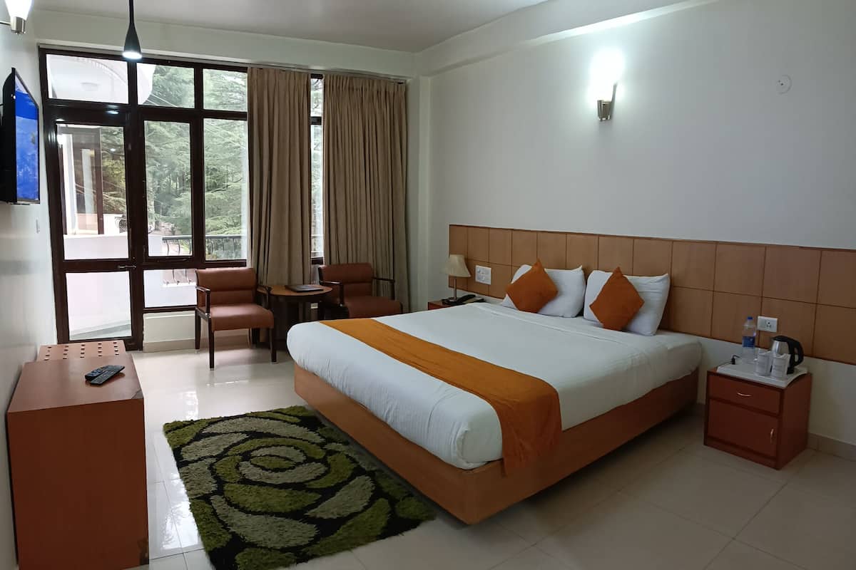 Premium bedding, laptop workspace, iron/ironing board, rollaway beds