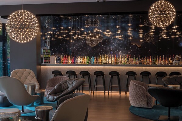 Bar (on property) - Motel One Berlin - Tiergarten (Berlin)