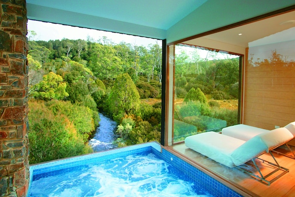 Salas de tratamiento para parejas, un sauna, baño turco