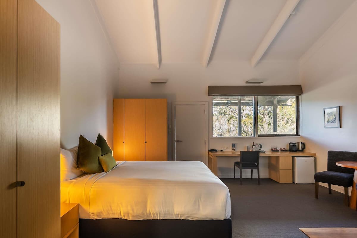 Familierom, 1 queensize-seng | Sengetøy av topp kvalitet, minibar og blendingsgardiner