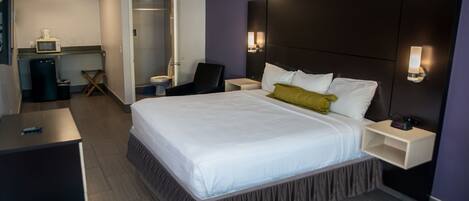 客房 | 書桌、手提電腦工作空間、免費 Wi-Fi、床單