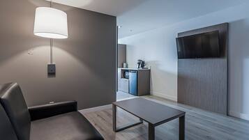 Suite, Multiple Beds | Room amenity
