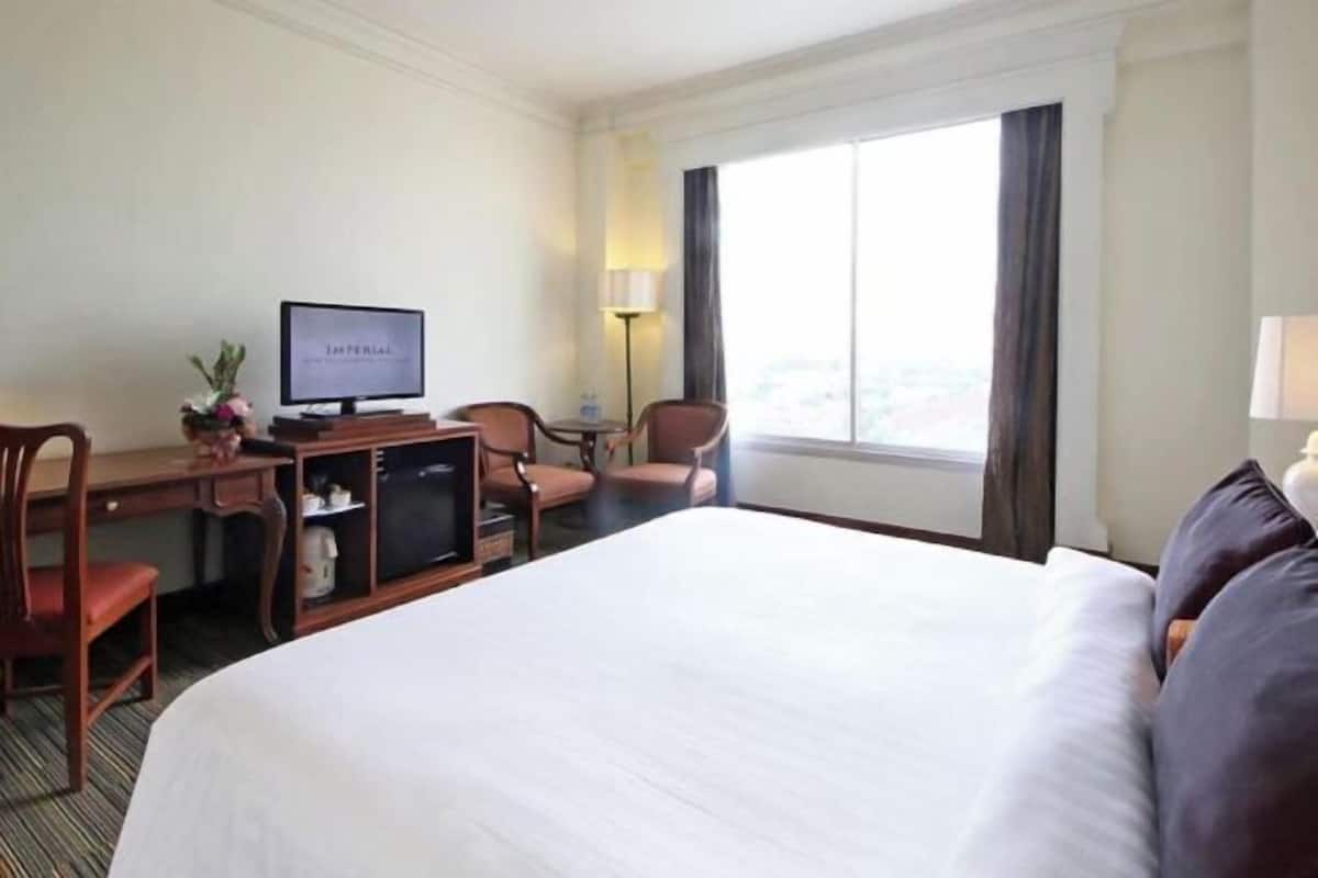 1 bedroom, in-room safe, desk, blackout drapes