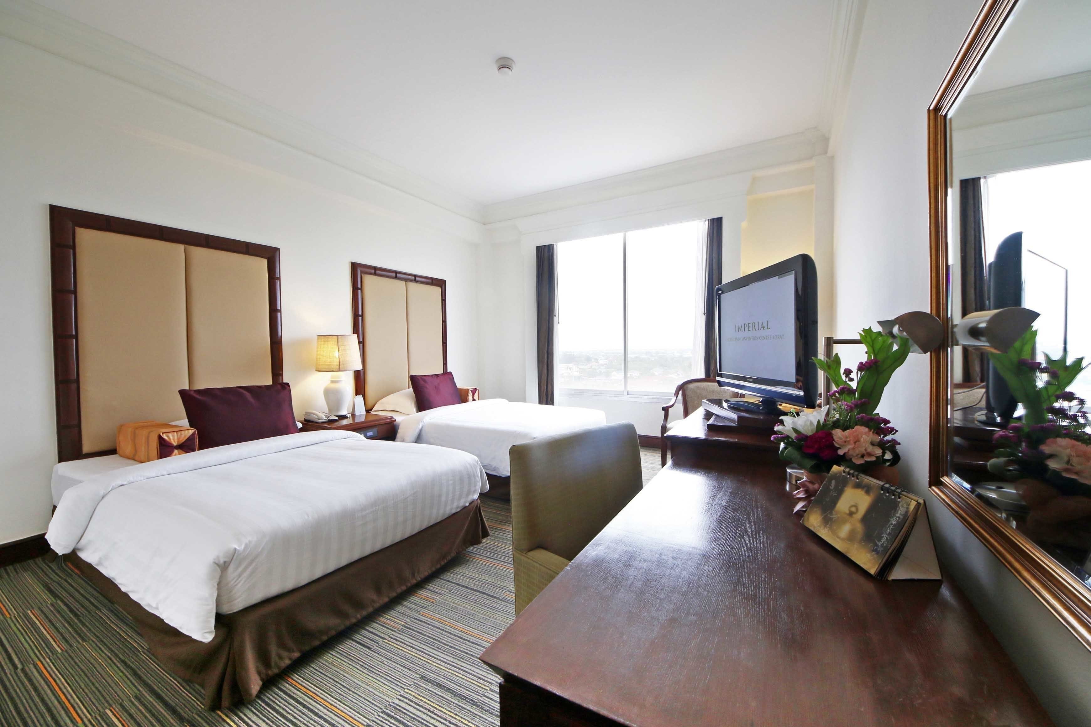 1 bedroom, in-room safe, desk, blackout curtains