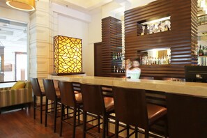 Bar (on property) - The Imperial Hotel & Convention Centre Korat (Nakhon Ratchasima)