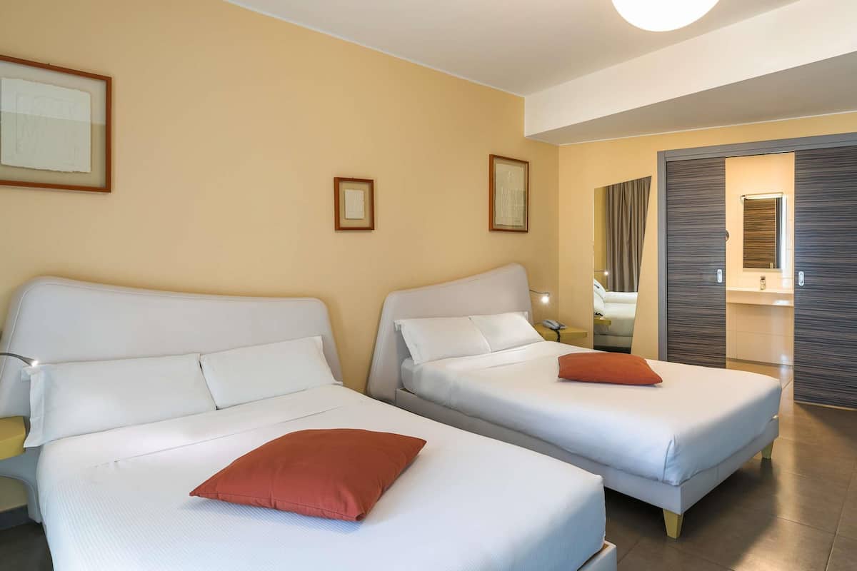 고급 침구, 오리/거위털 이불, 셀렉트 컴포트 침대, 미니바