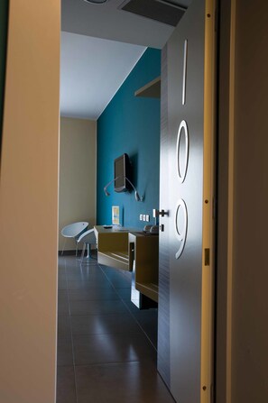 Double Room, 1 Queen Bed | Premium bedding, down comforters, minibar, in-room safe - ibis Styles Catania Acireale (Acireale)