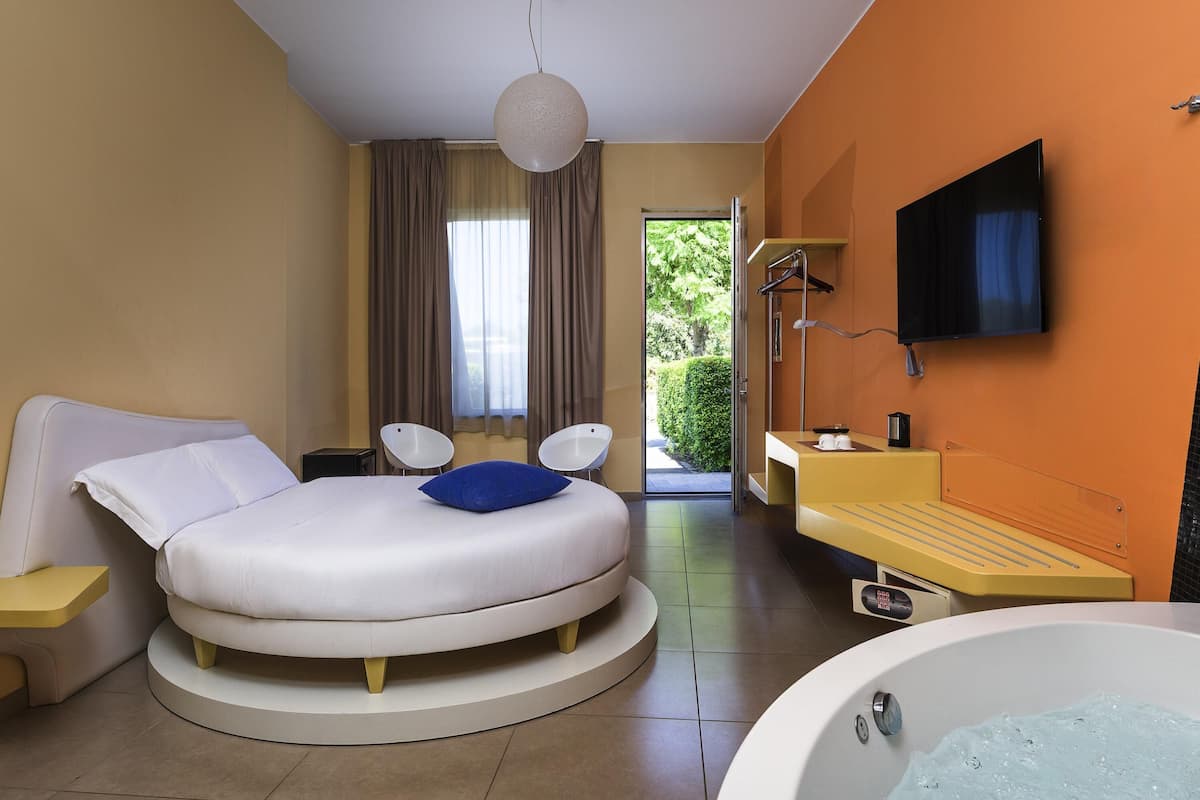Superior-Zimmer, 1 King-Bett | Hochwertige Bettwaren, Daunenbettdecken, Select-Comfort-Betten, Minibar
