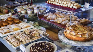 Petit déjeuner continental compris tous les jours