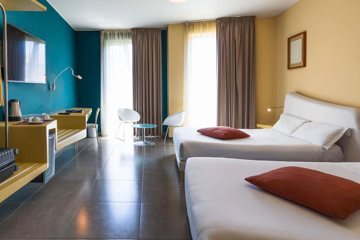 Superior Room, 2 Queen Beds