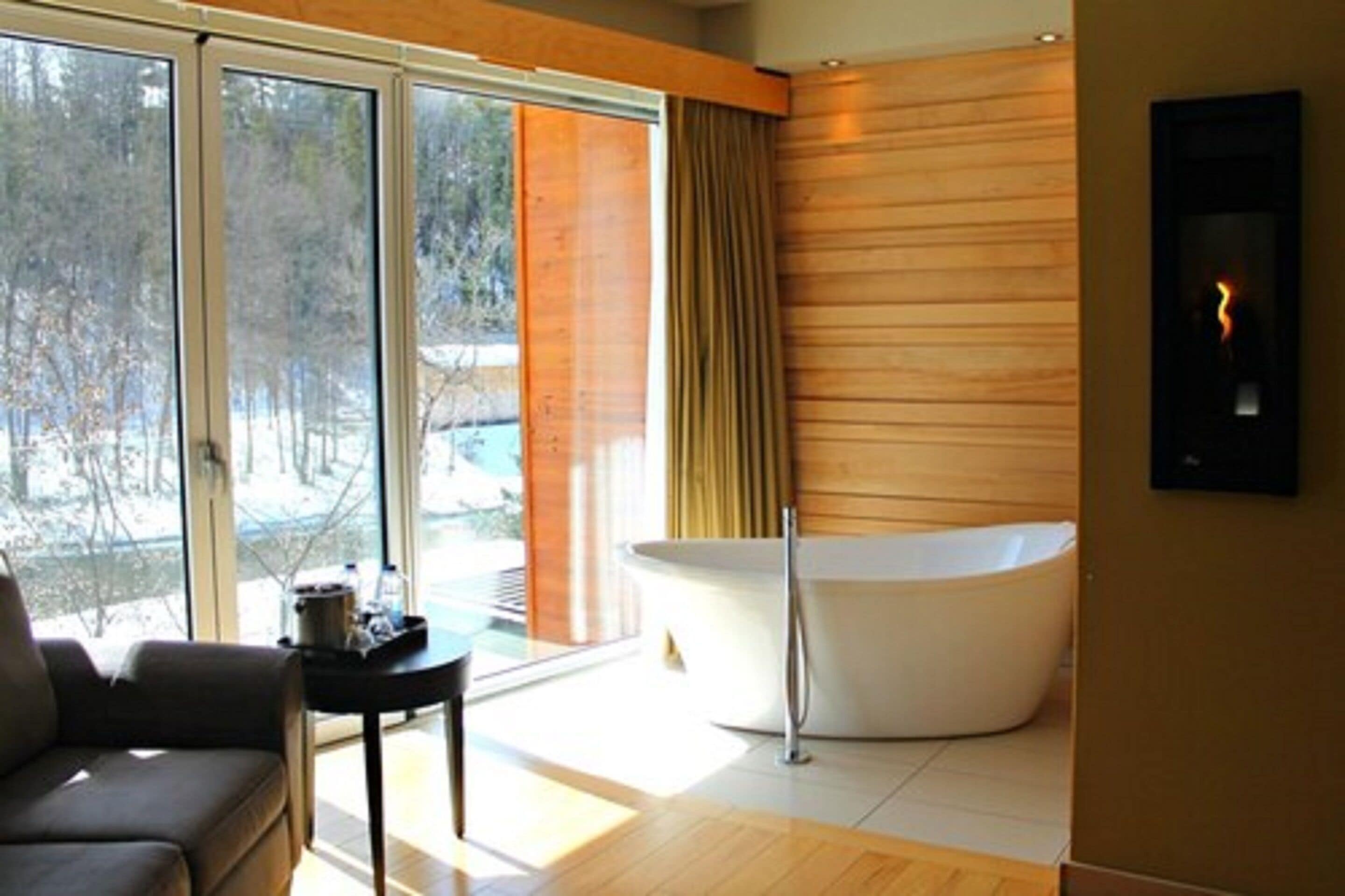 superior room (eco river lodge - king) | hypo-allergenic bedding, select comfort beds, individually decorated