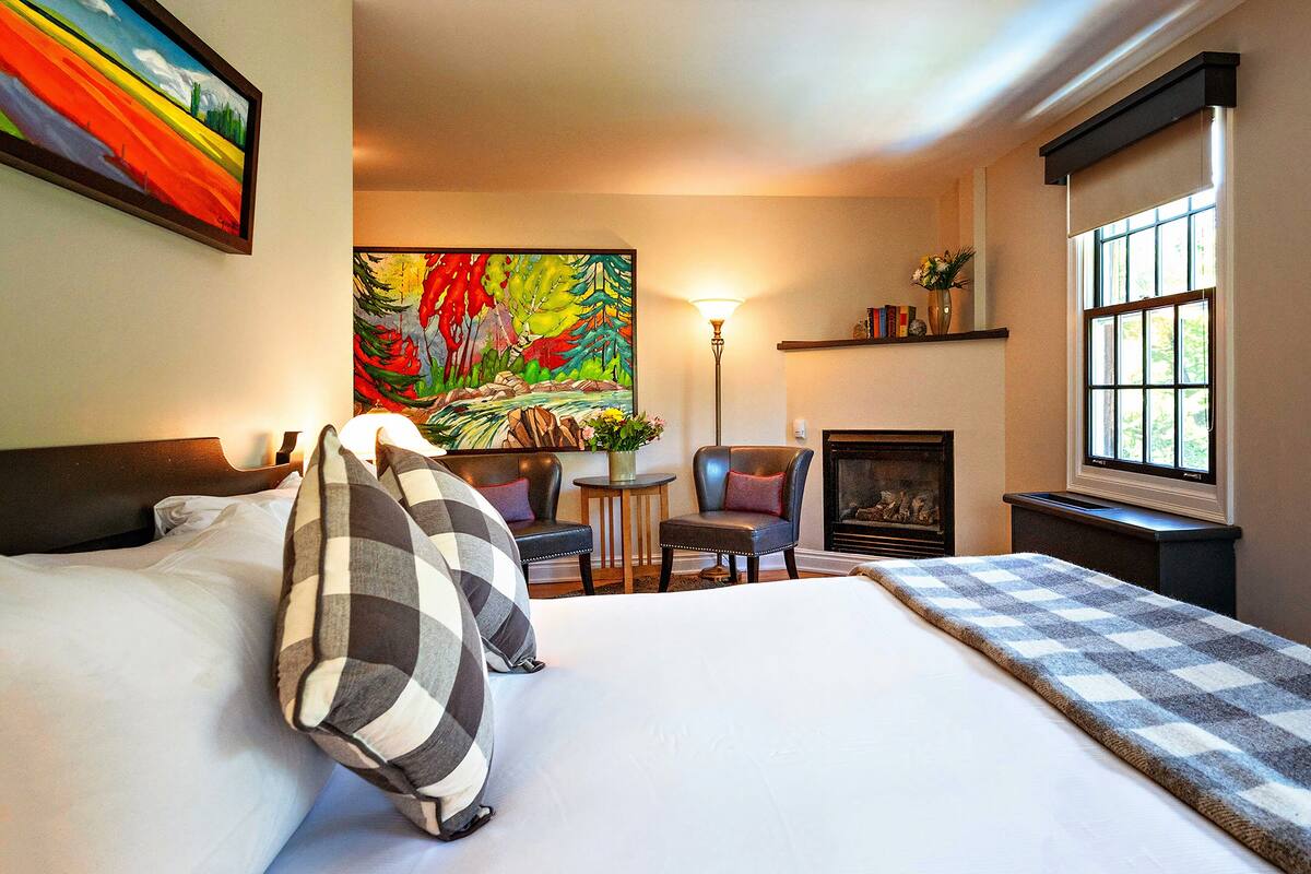 Habitación Deluxe (Mill River - King) | 1 habitación, ropa de cama hipoalergénica y camas Select Comfort