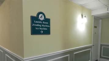 Lorong