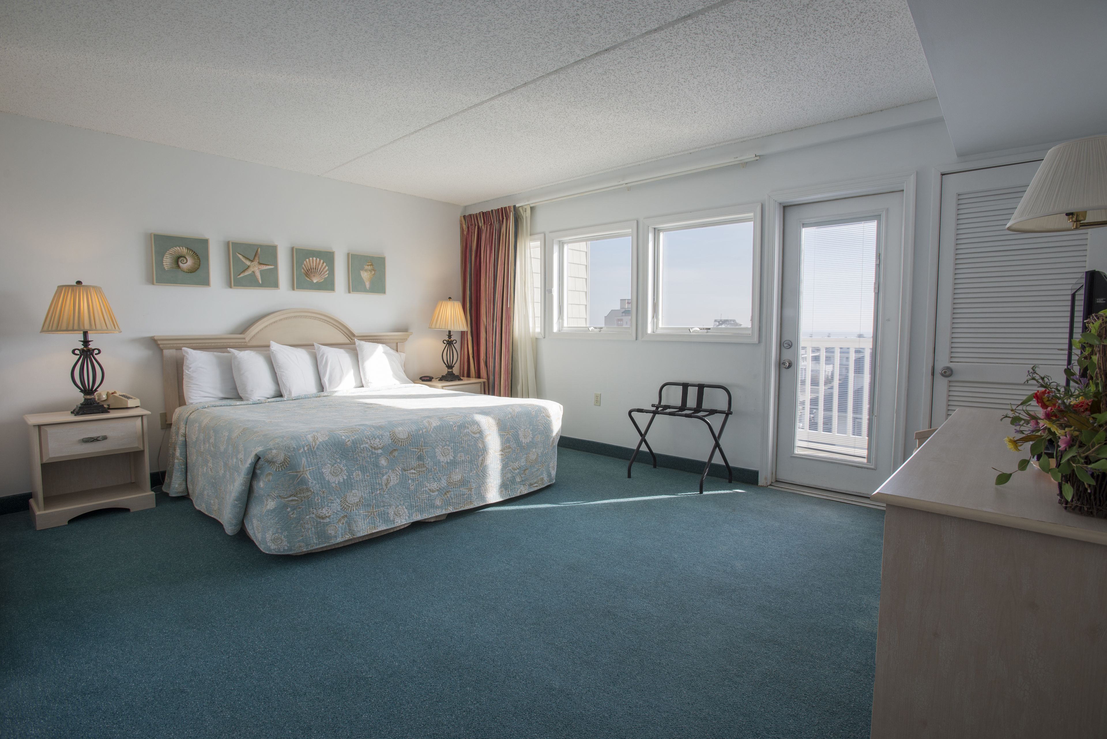 penthouse, 1 bedroom | living area | flat-screen tv