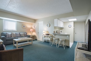 1 bedroom, in-room safe, iron/ironing board, free WiFi