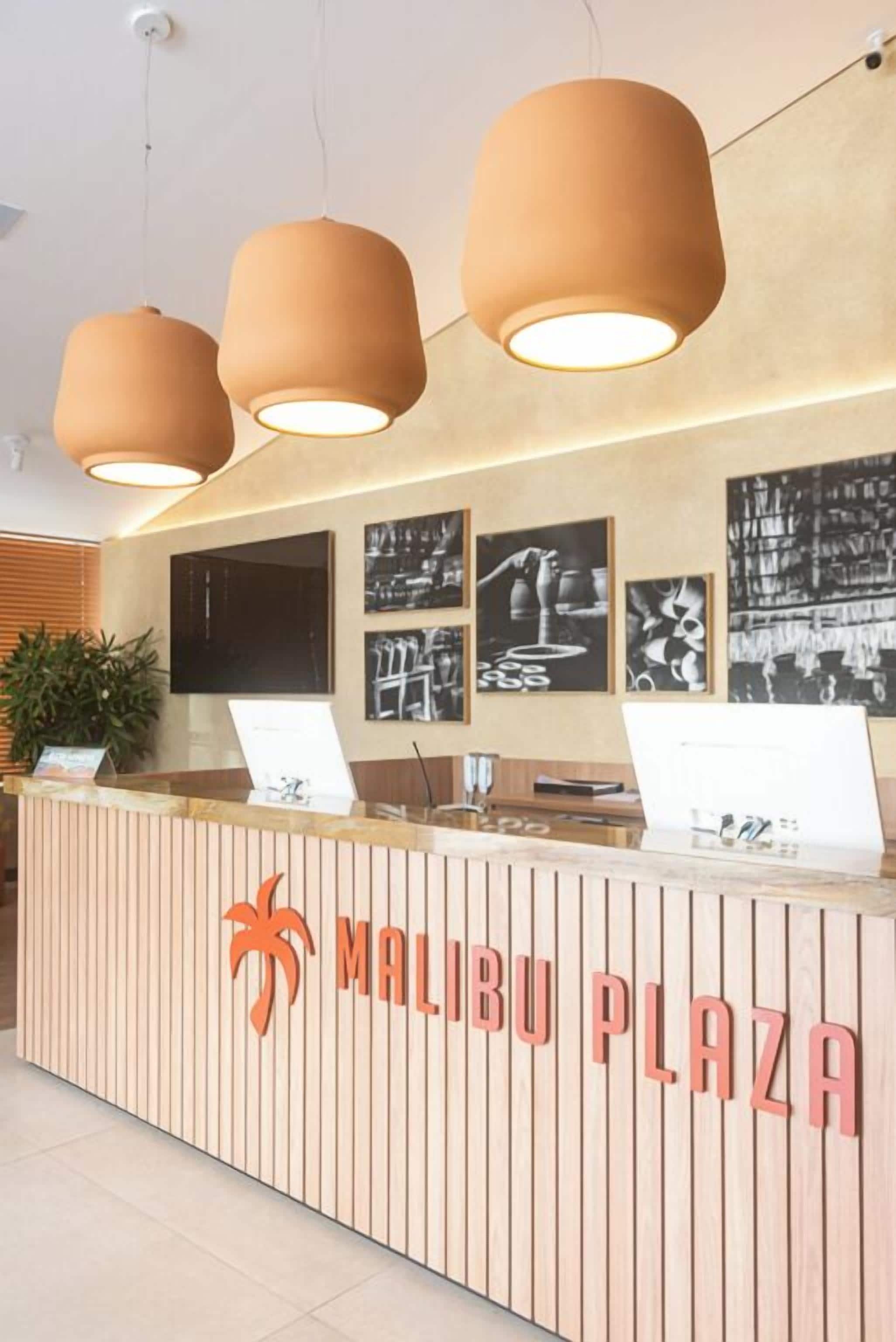 Photo - Malibu Plaza Hotel