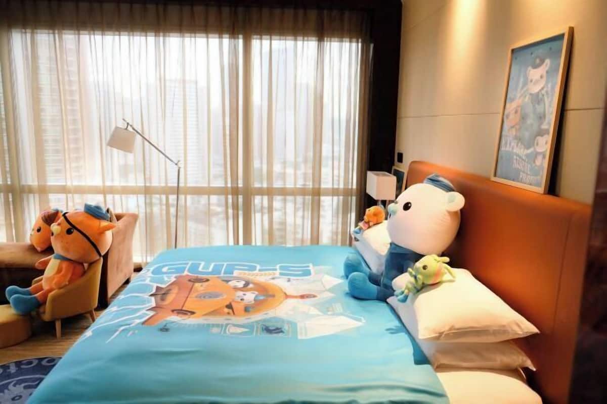 Minibar, in-room safe, individually decorated, desk