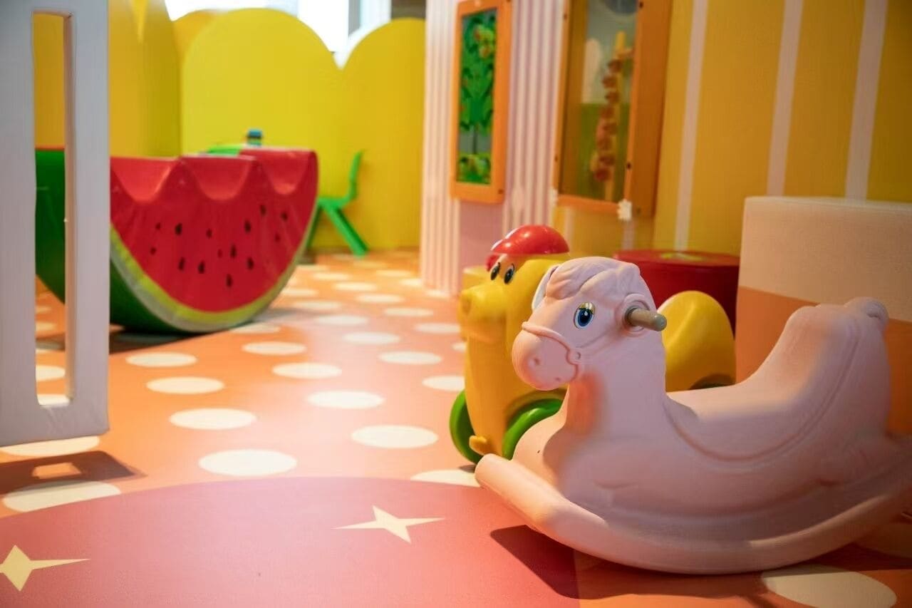 children’s play area – outdoor