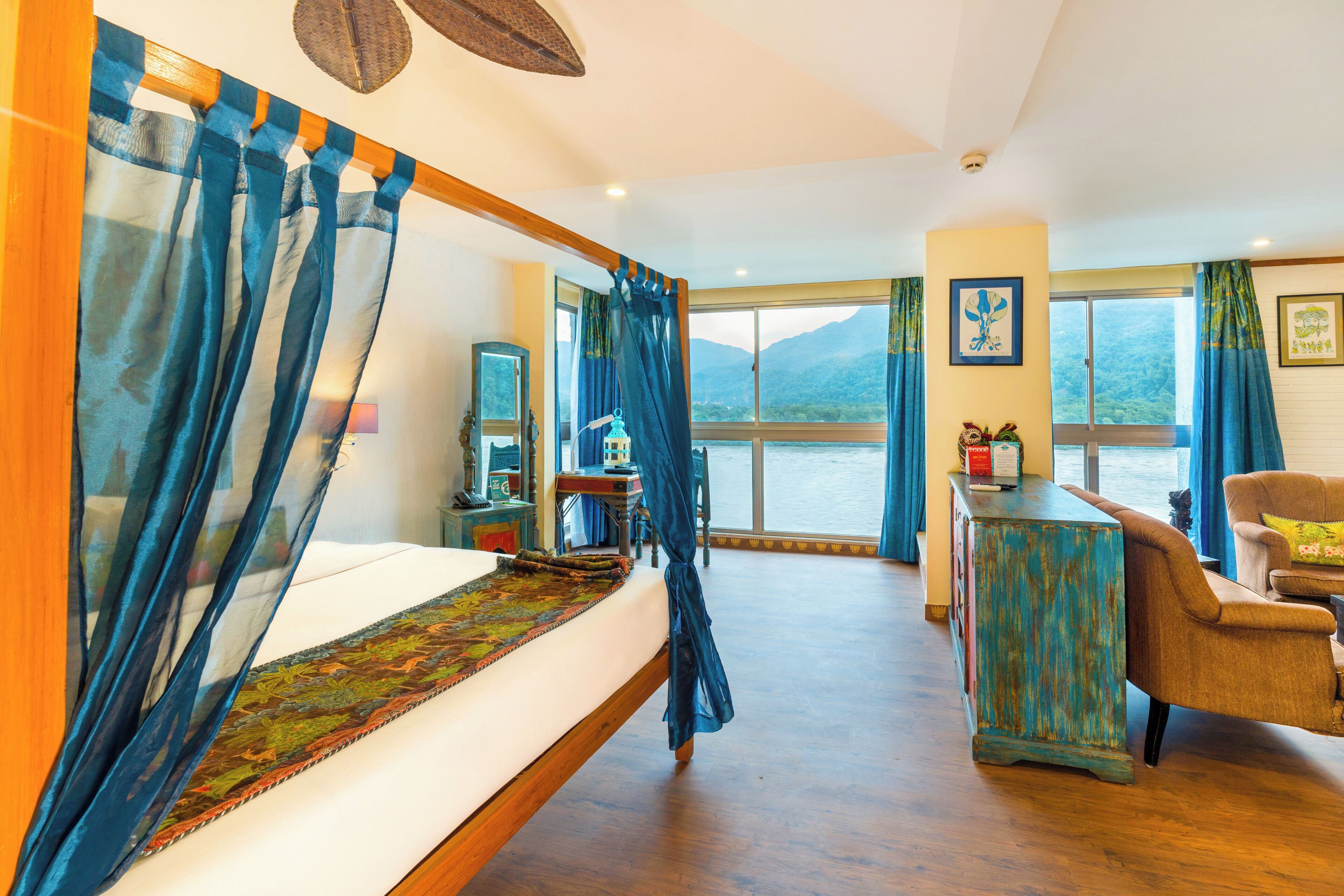 Lotus Suite with Balcony | In-room safe, individually decorated, individually furnished, desk