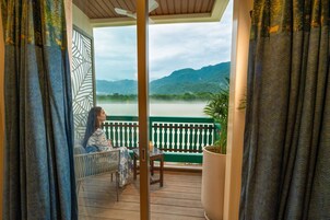 Premium Room River View With Balcony | Balcony