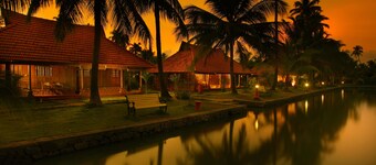 Kondai Lip Backwater Heritage Resort