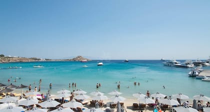 Acrogiali Beachfront Hotel