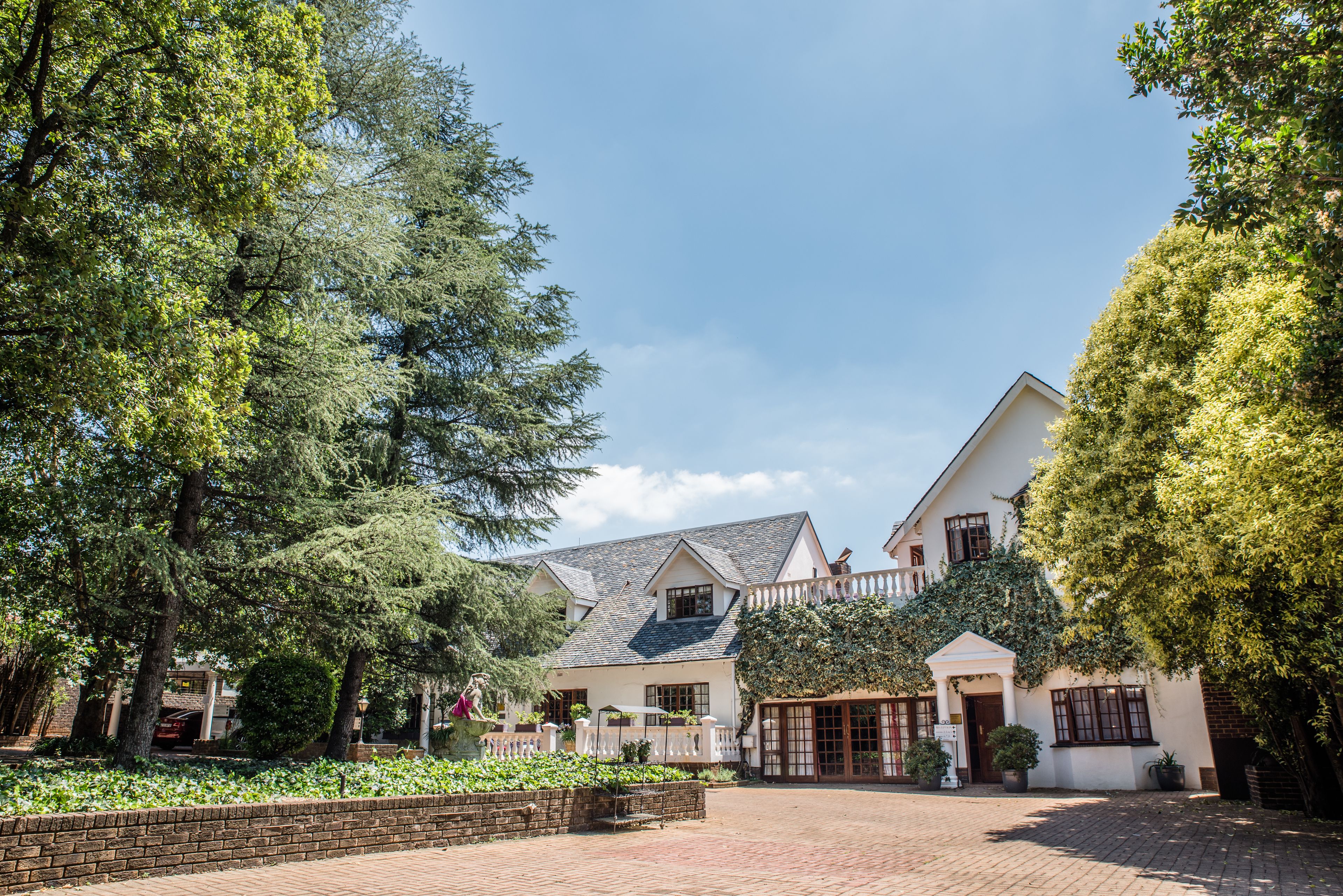 숙박 시설 정면